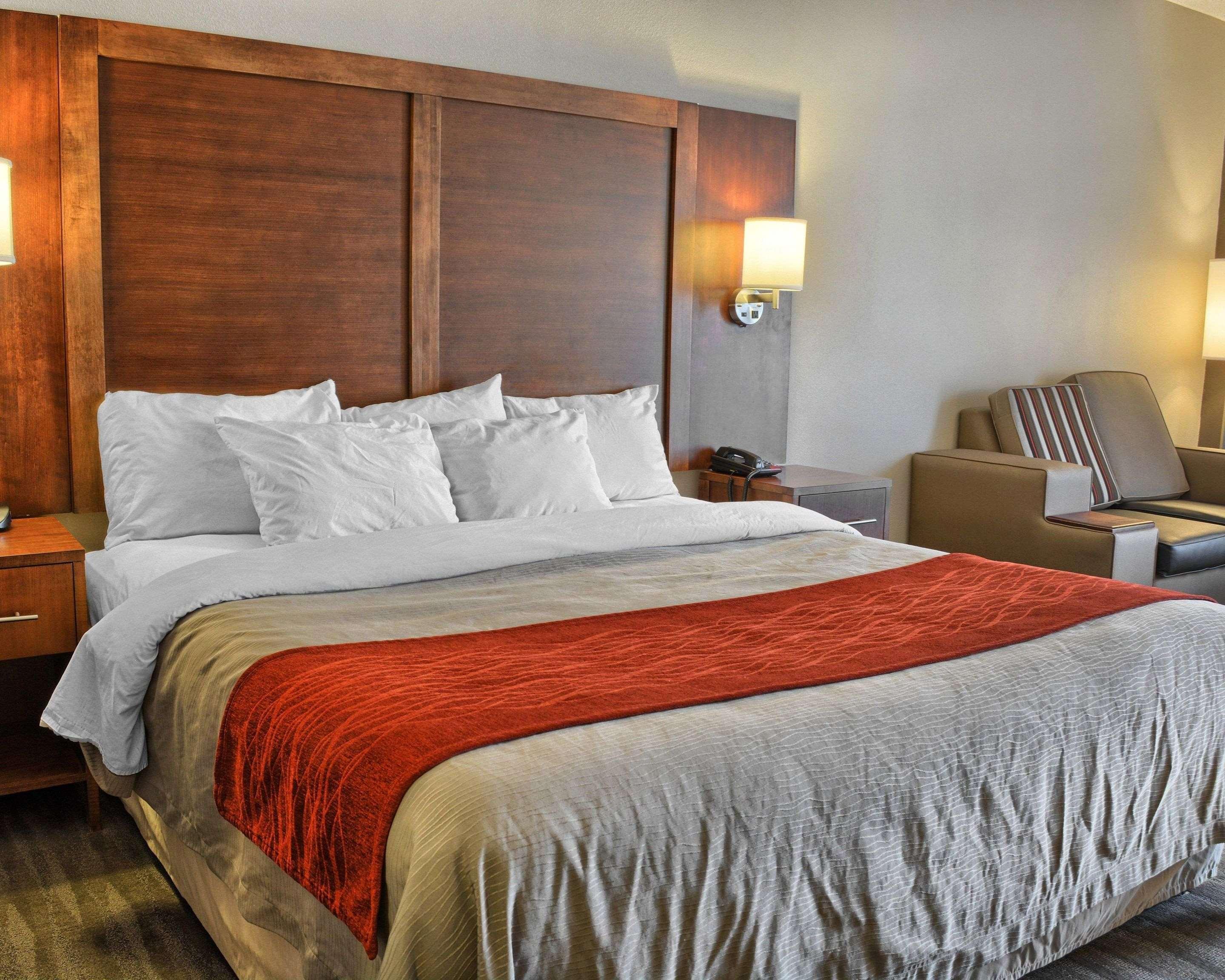 Comfort Near Kings Dominion Inn 2*